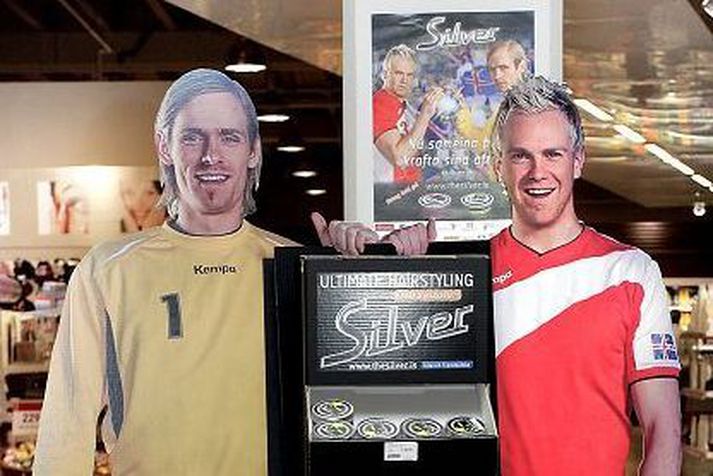 Logi Geirsson er hættur í Silver-fyrirtækinu sem hann stofnaði ásamt Björgvin Páli Gústavssyni. Hann seldi sinn hlut í desember.
