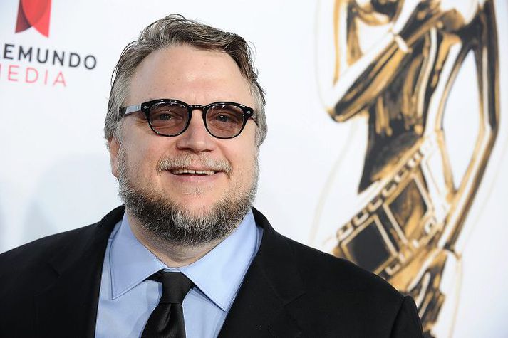 Guillermo Del Toro Leikstjórinn er afar ósáttur við vinnubrögð Warner Bros.