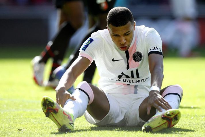 Kylian Mbappe veit ekki hvar hann spilar á næstu leiktíð en núverandi samningur hans við PSG rennur út í sumar.