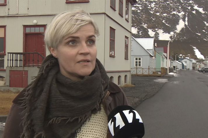 Þórkatla Soffía Ólafsdóttir, formaður bæjarráðs Vesturbyggðar, í viðtali utan við Vatneyrarbúð á Patreksfirði.