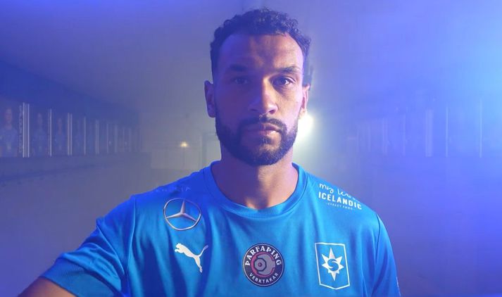 Steven Caulker er mættur í Stjörnubúninginn.