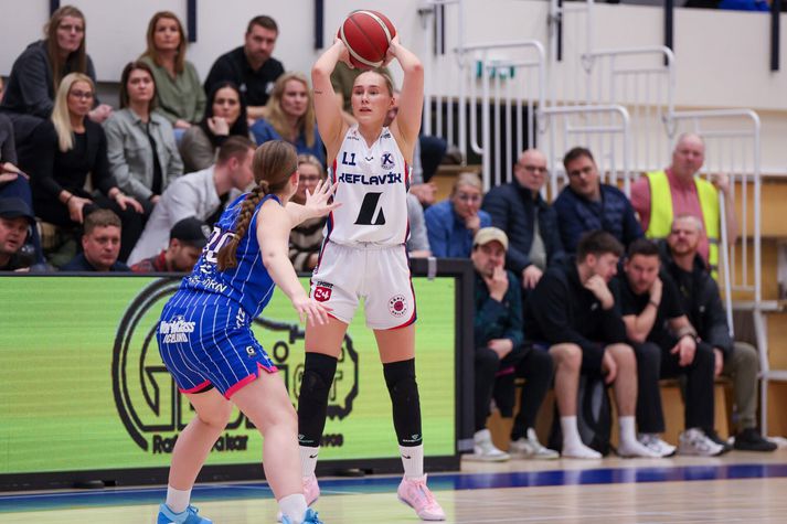 Anna Ingunn Svansdóttir og stöllur í Keflavík mæta Njarðvík í kvöld.