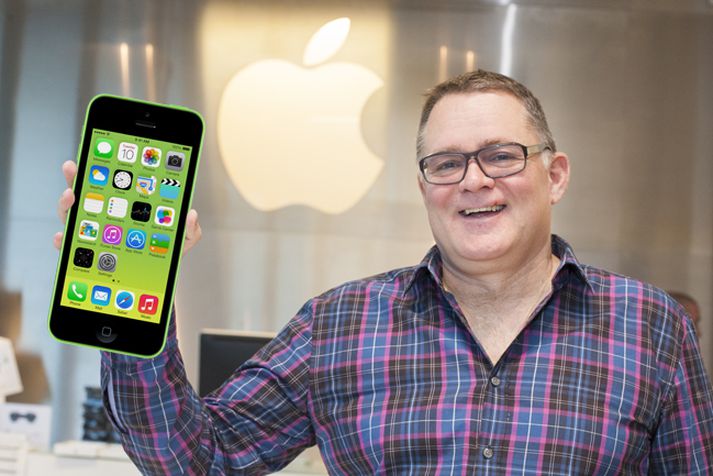 Bjarni Ákason er sáttur við nýju iPhone-símana.