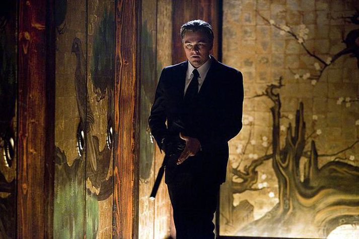 Leonardo DiCaprio brýst inn í drauma fólks í myndinni Inception.