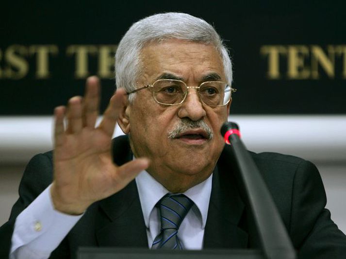 Mahmoud Abbas Var hættur við framboð.fréttablaðið/AP