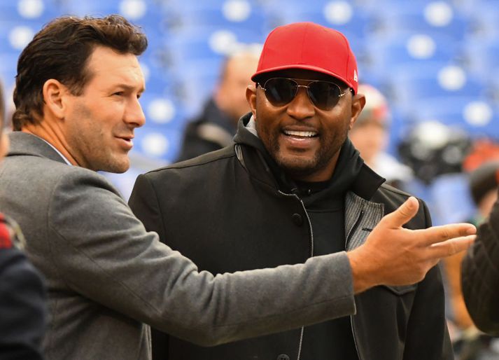 Romo á spjalli við Ray Lewis.