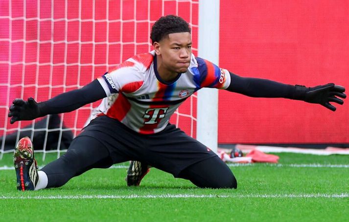 Leonard Prescott gæti þreytt frumraun sína fyrir Bayern á miðvikudagskvöld, ef hann fær leyfi. 