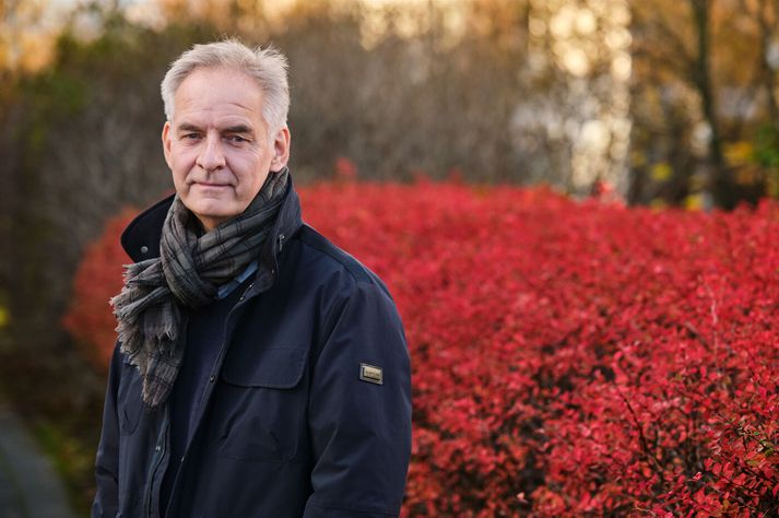 Gylfi Dalmann Aðalsteinsson, prófessor í mannauðsstjórnum hjá HÍ, segir hvert okkar í ábyrgð fyrir okkar eigin atvinnuhæfni. Hún sé í raun BMI stuðull vinnunnar, góð atvinnuhæfni efli okkur í að takast á við breytingar.