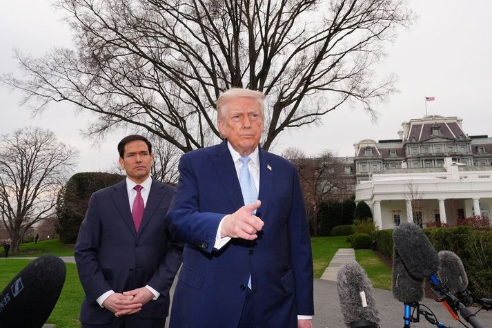 Donald Trump og Marco Rubio gagnrýndu í dag bandalagsríki Bandaríkjanna fyrir að koma Bandaríkjamönnum ekki til aðstoðar varðandi Hormússund. Á sama tíma segist Trump ekki þurfa á neinni aðstoð að halda.