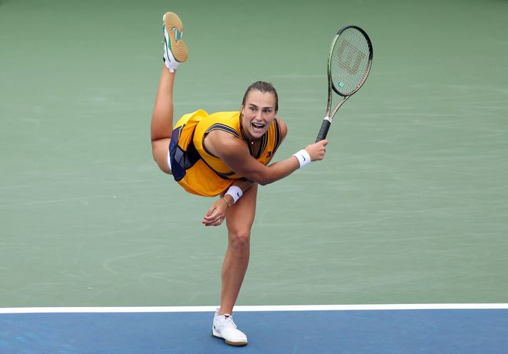 Aryna Sabalenka er komin áfram í 3. umferð Opna bandaríska meistaramótsins í tennis.