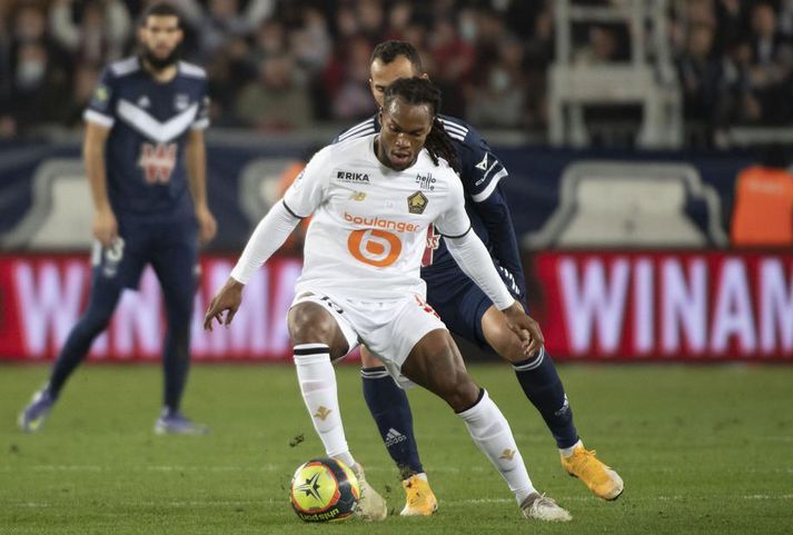 Girondins Bordeaux vs LOSC Lille epa09654438 Lille?s Renato Sanches (front) in action during the French League 1 soccer match between Girondins Bordeaux and LOSC Lille in Bordeaux, France, 22 December 2021. EPA-EFE/CAROLINE BLUMBERG