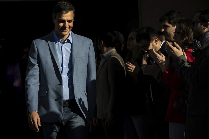 Sósíalistaflokkur forsætisráðherrans Pedro Sánchez er sigurvegari kosninganna samkvæmt fyrstu útgönguspá með 28,1% atkvæða.