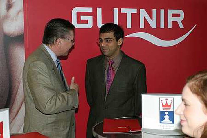 Vishy Anand kom hingað til lands í fyrra og tók þátt í stóru skákmóti á vegum Glitnis.
