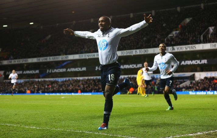 Jermain Defoe fagnar í dag.
