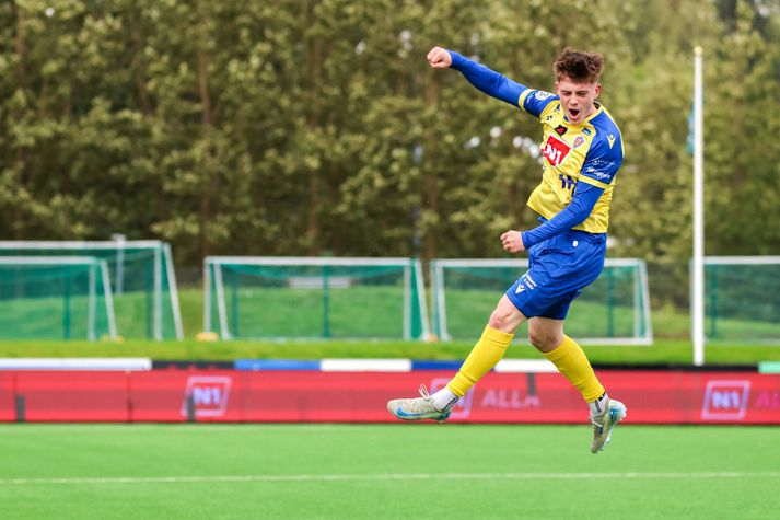 Mikael Breki skiljanlega í skýjunum með mark fyrir uppeldisklúbbinn.