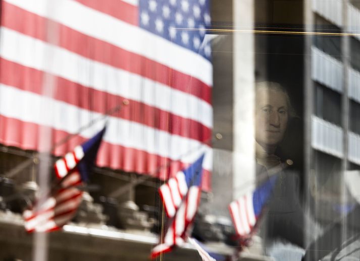 Úrslit munu varla liggja fyrir í kvöld, þar sem Biden þarf að sigra í Nevada til að komast í Hvíta húsið og þar verður ekkert gefið upp um ótalin atkvæði fyrr en á morgun.