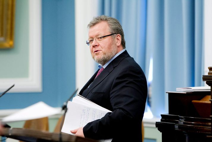 Össur Skarphéðinsson utanríkisráðherra segist ánægður með ákvörðun sína um að styðja stofnun sjálfstæðs ríkis Palestínu. 