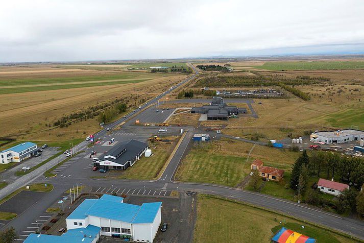 Hvolsvallarlína 1 leysti út og Hvolsvöllur er meðal þeirra bæja sem eru án rafmagns.