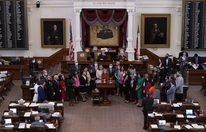 Hluti þingmanna ríkisþings Texas mótmæltu nýju lögunum harðlega fyrr í sumar.