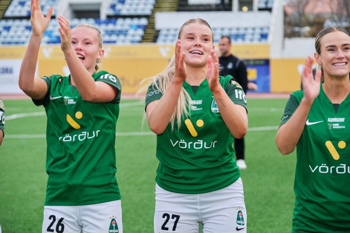 Blikakonur klappa örygglega fyrir því að fá sánuklefa en hér fagna þær Íslandsmeistaratitlinum síðasta haust.