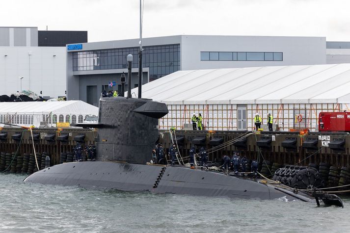 Hollenski kafbáturinn HNLMS Dolfijn við Skarðsbakka í Reykjavík í dag. Kafbáturinn var notaður við æfingar á Atlantshafi undanfarnar tvær vikur.