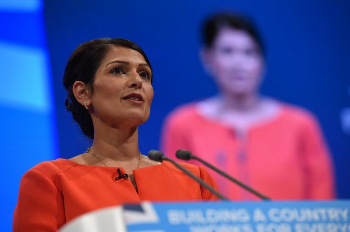 Priti Patel er innanríkisráðherra Bretlands.