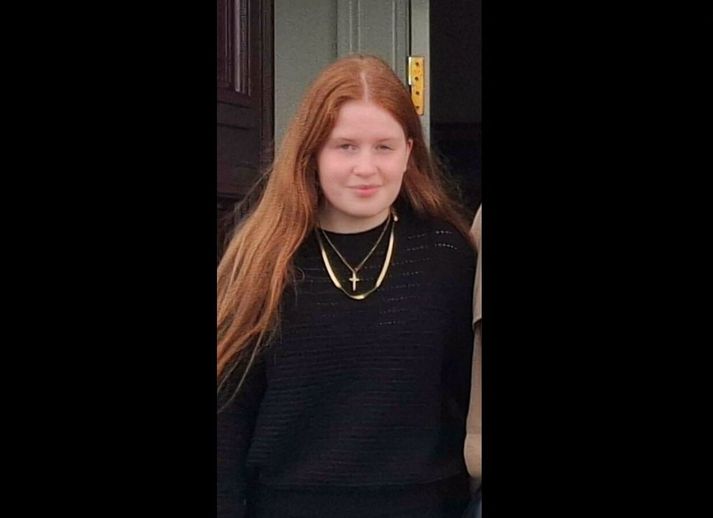 Þeir sem telja sig hafa upplýsingar um ferðir eða dvalarstað Sæbjargar eru vinsamlegast beðnir um að hafa samband við lögreglu í gegnum Neyðarlínuna í síma 112.