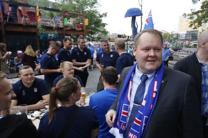 Hannes Jón Jónsson, formaður KKí, var mættur.