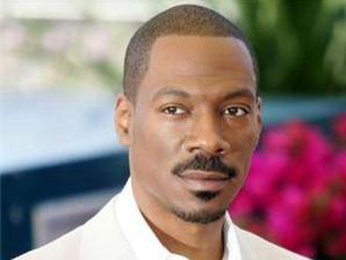 Eddie Murphy mun kynna Óskarinn
