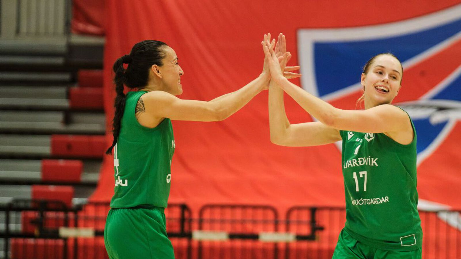 Njarð­vík - Tinda­stóll | Úrslitakeppnin hefst