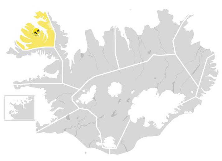 Gula viðvörunin fyrir Vestfirði tekur gildi klukkan 17:00 í dag og gildir til klukkan 10:00 á mánudagsmorgun.