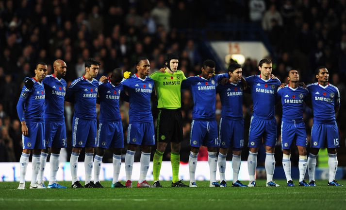 Forráðamenn Chelsea greiddu um 1,6 milljarða kr. til umboðsmanna á einu ári.