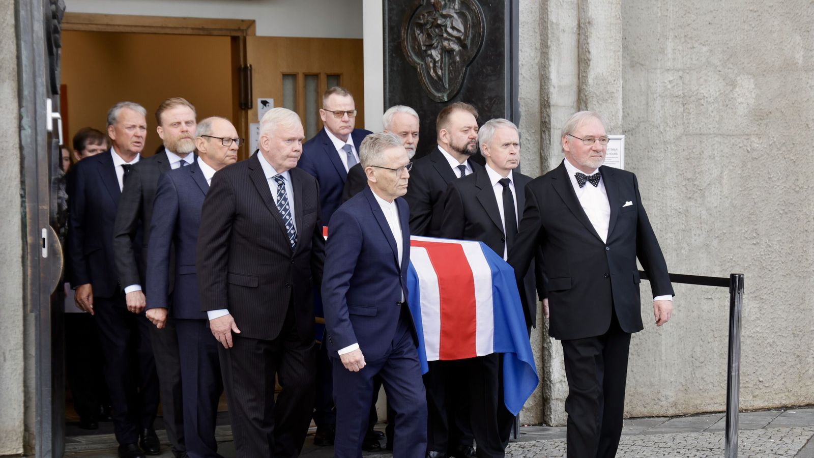 Kostnaður við út­för Davíðs var fimm milljónir króna