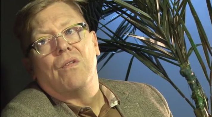 Jón Gnarr borgarstjóri er kominn í nýtt hlutverk sem spjallþáttastjórnandi.