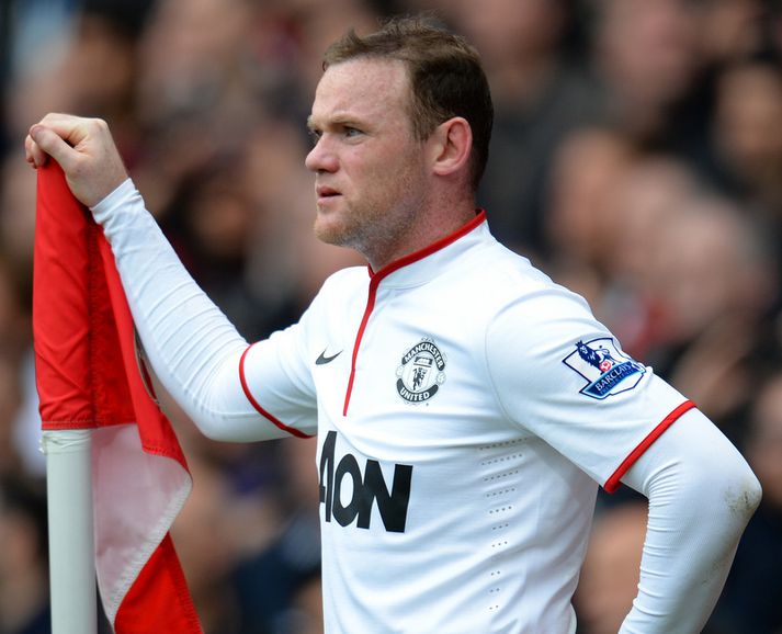 Rooney er sagður ósáttur með stöðu sína hjá United.