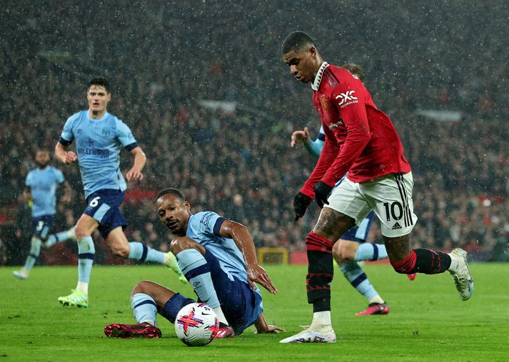 Marcus Rashford skoraði sigurmark Manchester United gegn Brentford á Old Trafford í kvöld