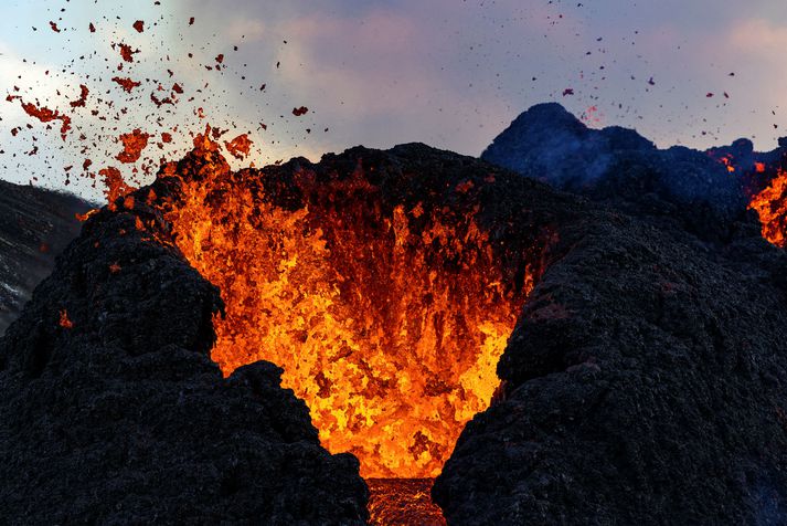 Eldgos í Geldingadöluml á Reykjanesi.