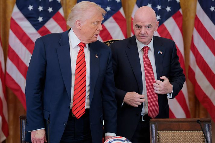 Samband Trump og Infantino er traust. Trump verður nú leigusali hins síðarnefnda.