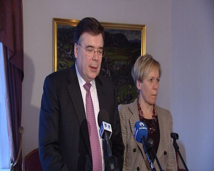 Geir Haarde og Ingibjörg Sólrún Gísladóttir kynntu viljayfirlýsingu ríkisstjórnarinnar í dag.
