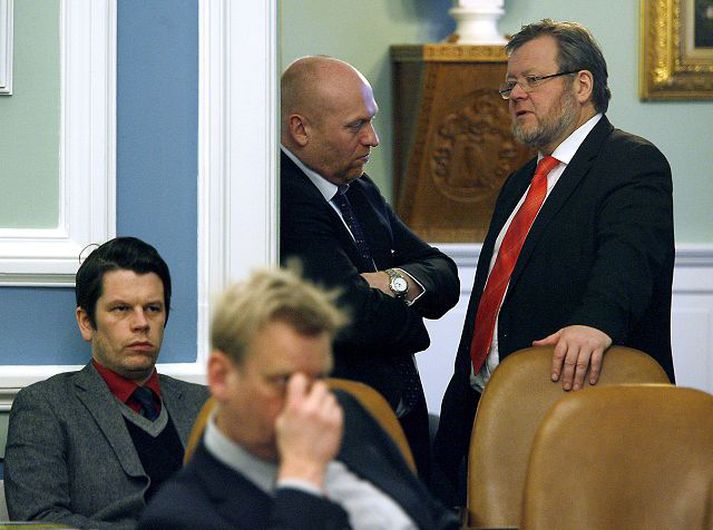 Hér má sjá þingmennina Guðmund Steingrímsson, Sigmund Erni Rúnarsson, Tryggva Herbertsson og Össur Skarphéðinsson. 
fréttablaðið/pjetur