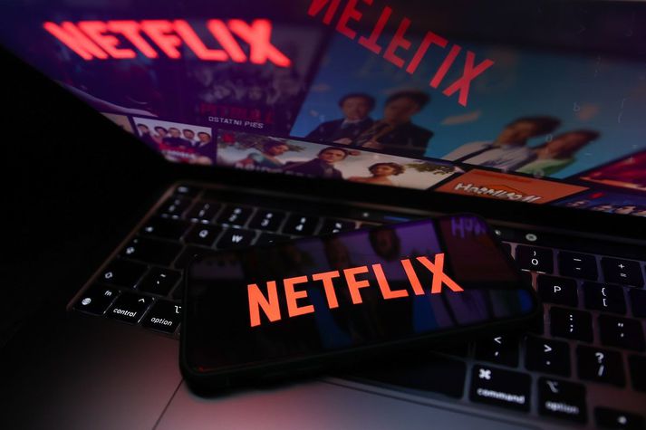 Netflix hefur hingað til forðast það að frumsýna kvikmyndir í kvikmyndahúsum, löngu á undan frumsýningu á streymisveitunni.