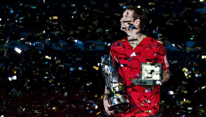 Andy Murray fagnar hér sigri á Shanghai Masters.