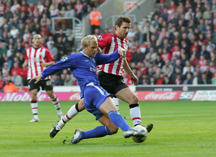 Eiður Smári skorar gegn Southampton 2. apríl 2005.