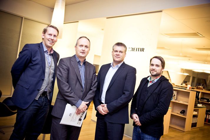Einar Þorsteinsson fjármálastjóri Reita, Emil Einarsson, framkvæmdastjóri fyrirtækjasviðs Nýherja, Guðjón Auðunsson, forstjóri Reita, og Ottó Freyr Jóhannsson, söluráðgjöf Nýherja.