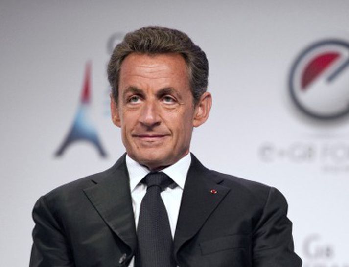 Sarkozy er í vandræðum vegna þess að ráðherra í ríkisstjórn hans er sakaður um kynferðisbrot. Mynd/ afp.