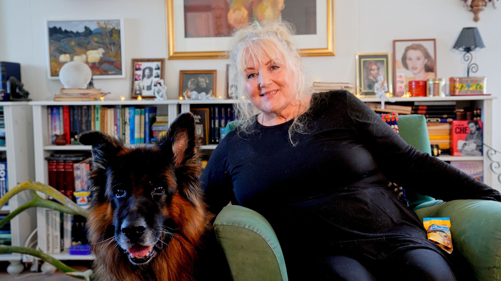 MAST búið að snúa hnífnum