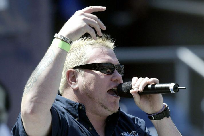 Steve Harwell er látinn 56 ára að aldri. Hann var söngvari hljómsveitarinnar Smash Mouth.