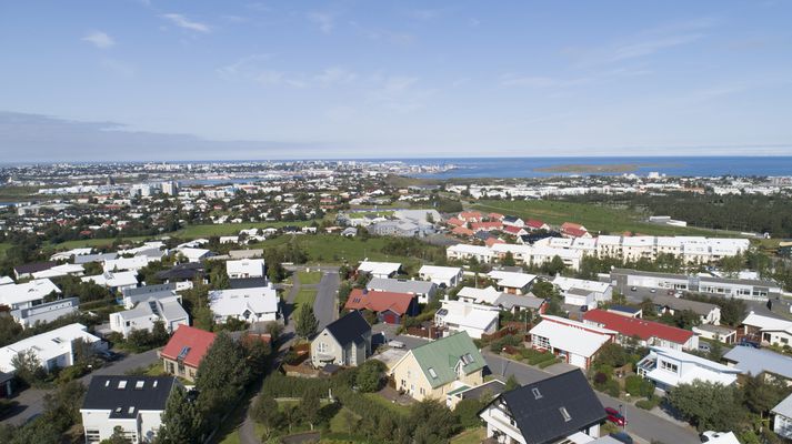 Alls var 963 leigusamningum þinglýst í september. 