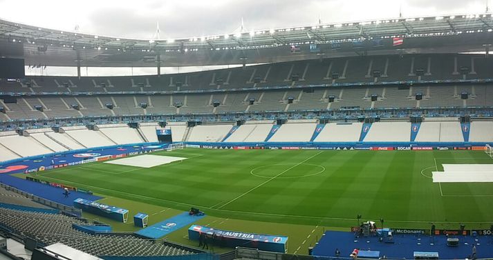 Stade de France er heldur tómlegur en glæsilegur sem endranær í dag.