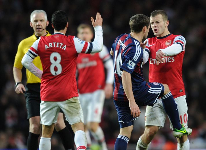 Jack Wilshere var ósáttur við Owen eftir atvikið í dag.